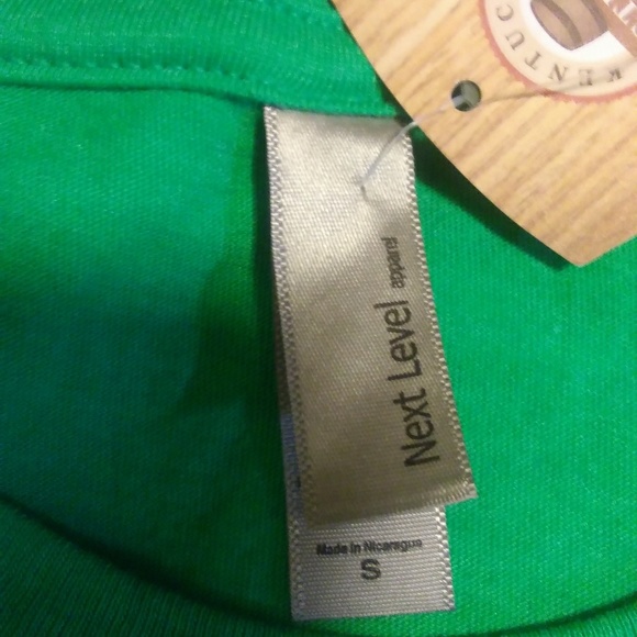 Next level Kentucky Bourbon Trail T-Shirt Small - Picture 3 of 3